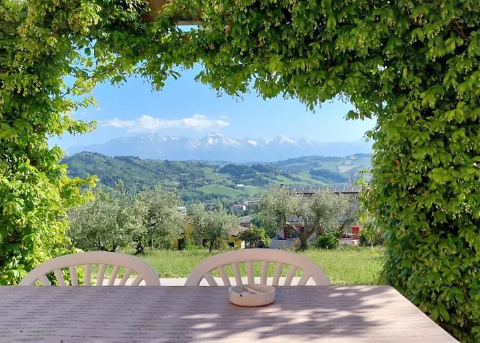 Bed & Breakfast La Casa Delle Storie 3*